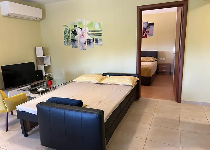 Sunshine Apartment